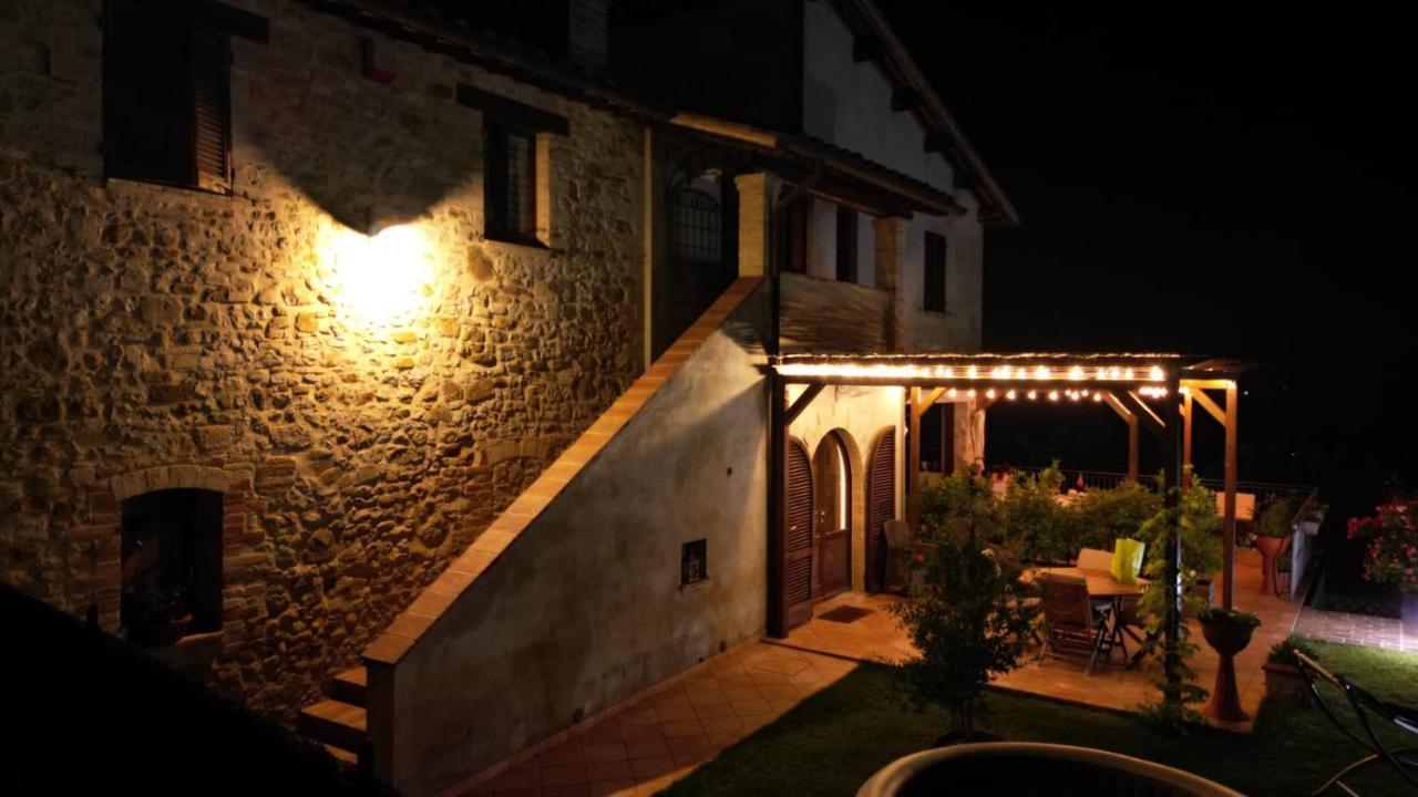 Casale Mille E Una Notte Perugia Eksteriør bilde